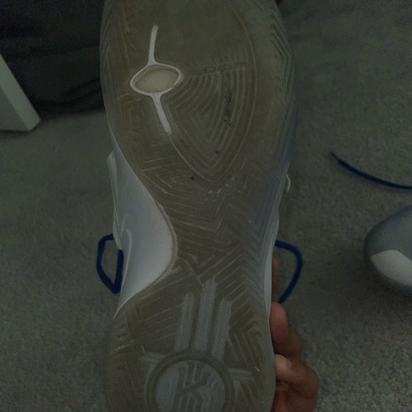 Nike kyrie flytrap 3 white varsity royals - Picture 3 of 3